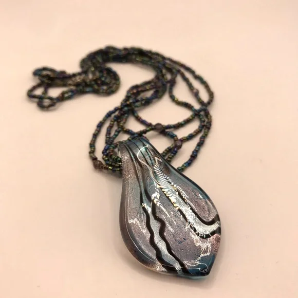 2 Multi-Strand Seed Bead & Glass pendant Necklaces - Picture 7 of 7